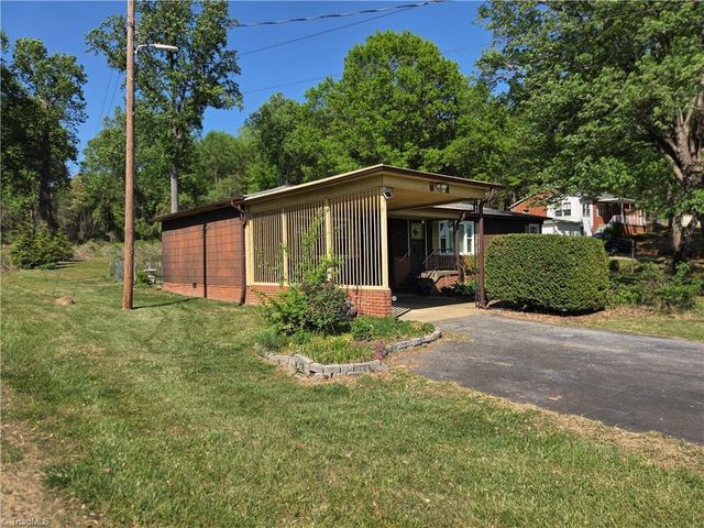 145 Black Oak Ridge Road, Taylorsville, NC 28681
