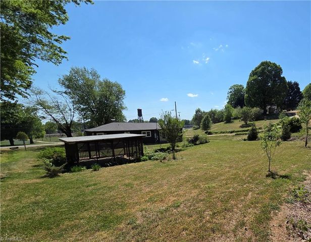 145 Black Oak Ridge Road, Taylorsville, NC 28681