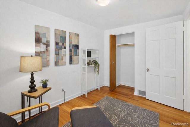 2327 Fernwood Avenue, Ann Arbor, MI 48104