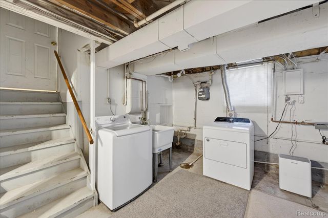 2327 Fernwood Avenue, Ann Arbor, MI 48104