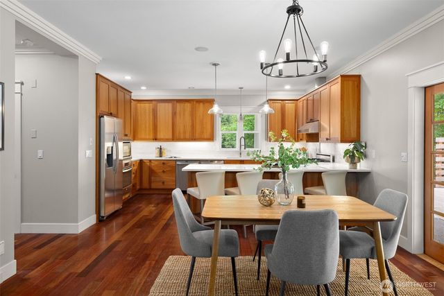 6963 NE Hidden Cove Road, Bainbridge Island, WA 98110