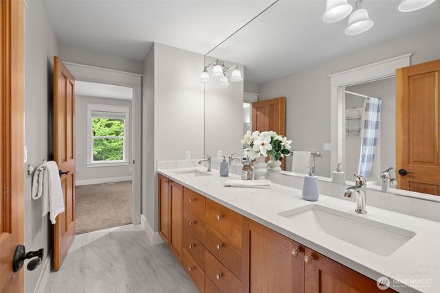 6963 NE Hidden Cove Road, Bainbridge Island, WA 98110