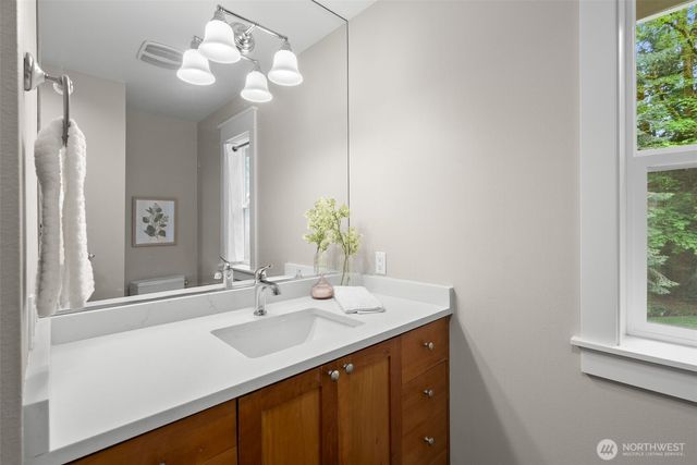 6963 NE Hidden Cove Road, Bainbridge Island, WA 98110