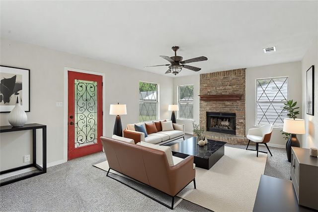 2839 Handley Drive, Fort Worth, TX 76112