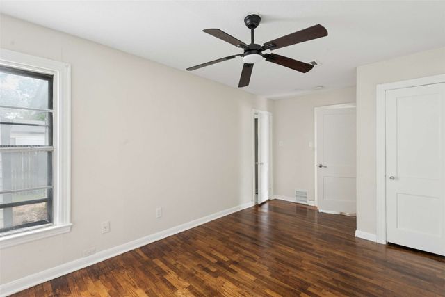 2839 Handley Drive, Fort Worth, TX 76112