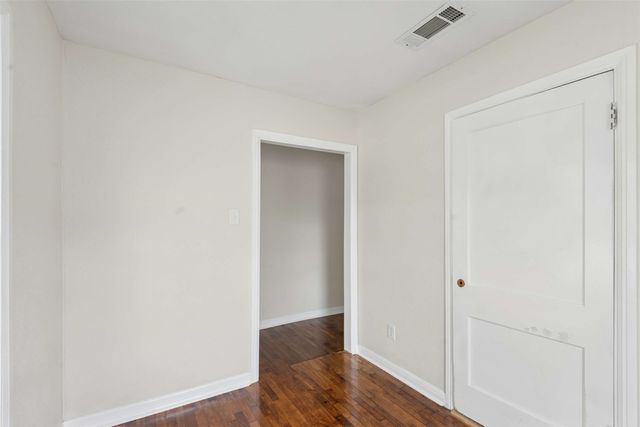 2839 Handley Drive, Fort Worth, TX 76112