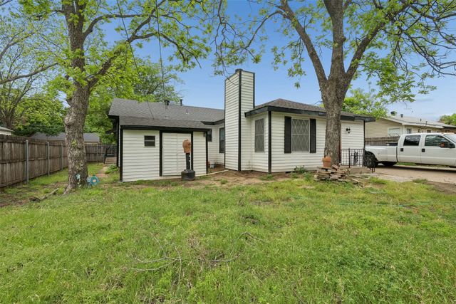 2839 Handley Drive, Fort Worth, TX 76112