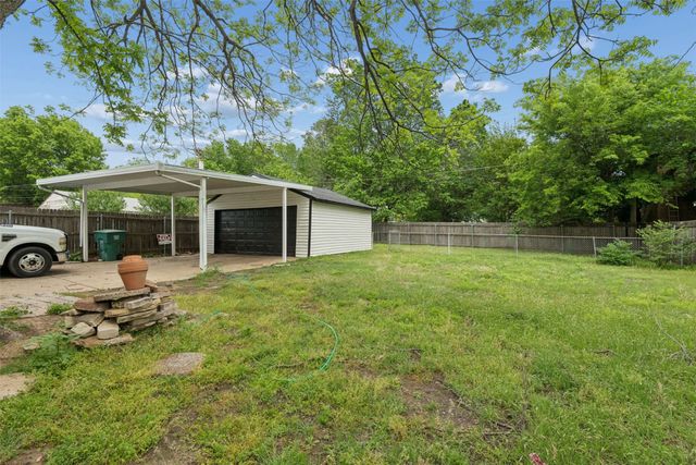 2839 Handley Drive, Fort Worth, TX 76112