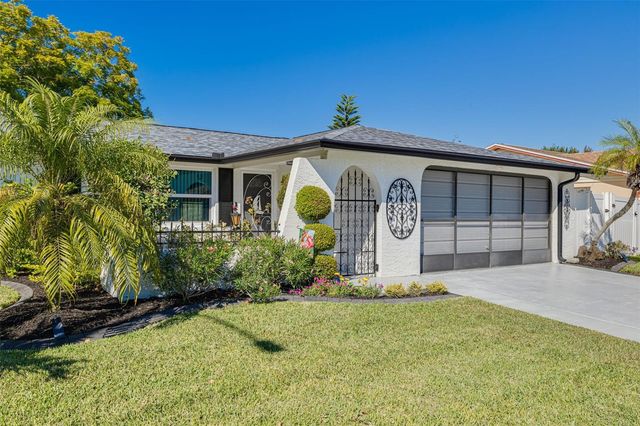 7239 VIENNA LANE, Port Richey, FL 34668