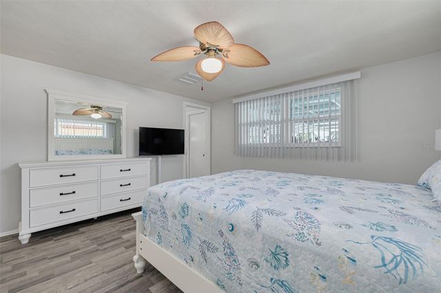 7239 VIENNA LANE, Port Richey, FL 34668