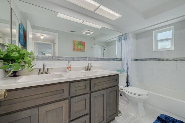 7239 VIENNA LANE, Port Richey, FL 34668
