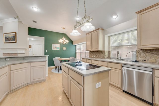 1434 Pebble Creek Drive, Coppell, TX 75019