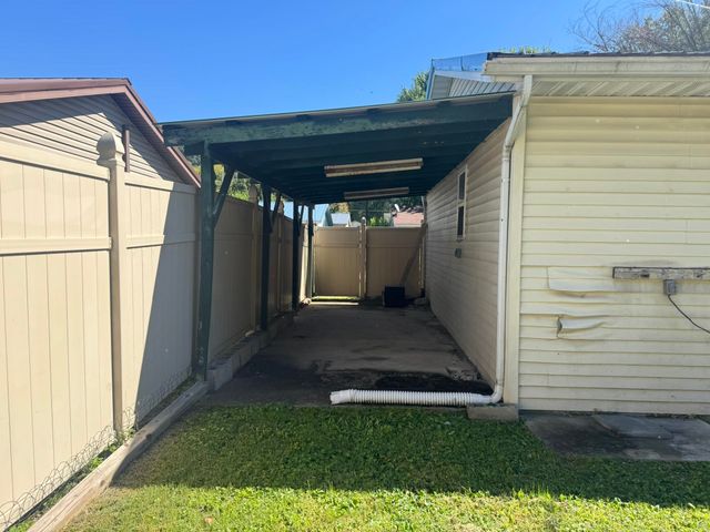 22 Township Road 1408 S, South Point, OH 45680