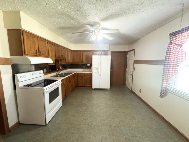 22 Township Road 1408 S, South Point, OH 45680
