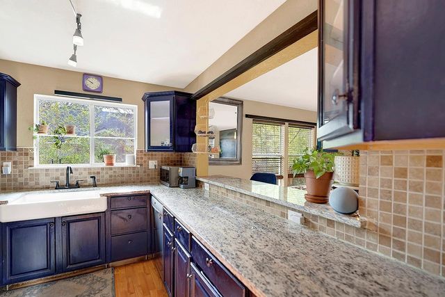 117 S Wilson ST, San Marcos, TX 78666