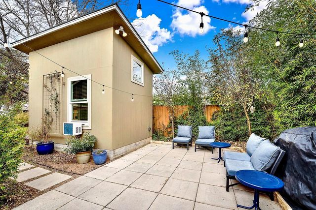 117 S Wilson ST, San Marcos, TX 78666