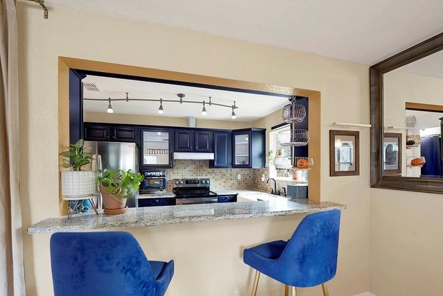 117 S Wilson ST, San Marcos, TX 78666