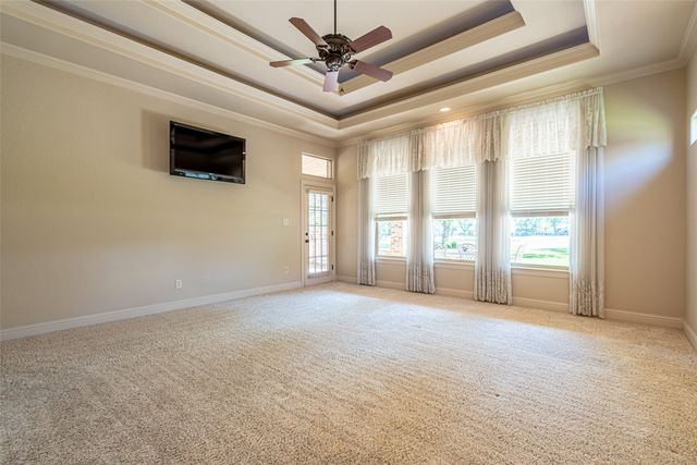 6417 Colonial Drive, Granbury, TX 76049