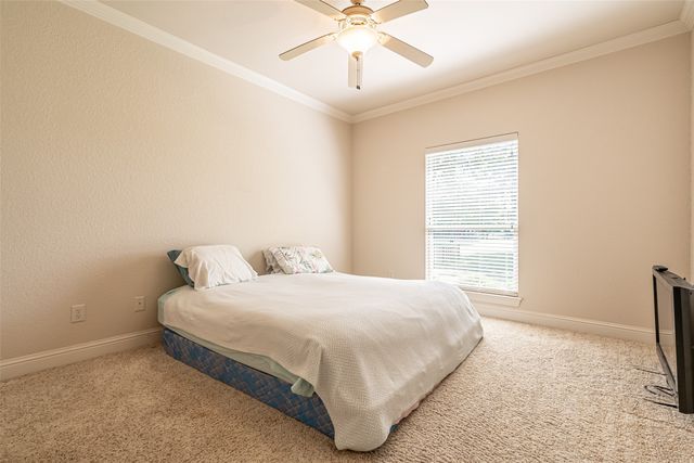 6417 Colonial Drive, Granbury, TX 76049