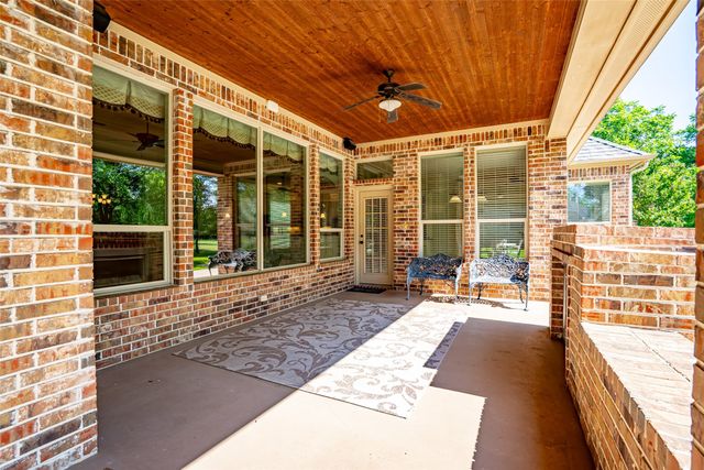 6417 Colonial Drive, Granbury, TX 76049