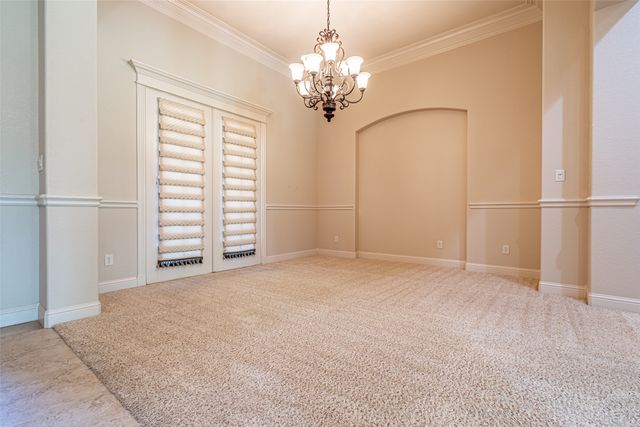 6417 Colonial Drive, Granbury, TX 76049