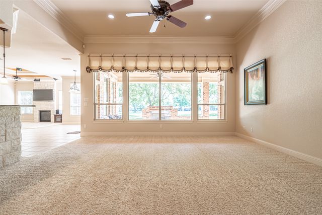 6417 Colonial Drive, Granbury, TX 76049