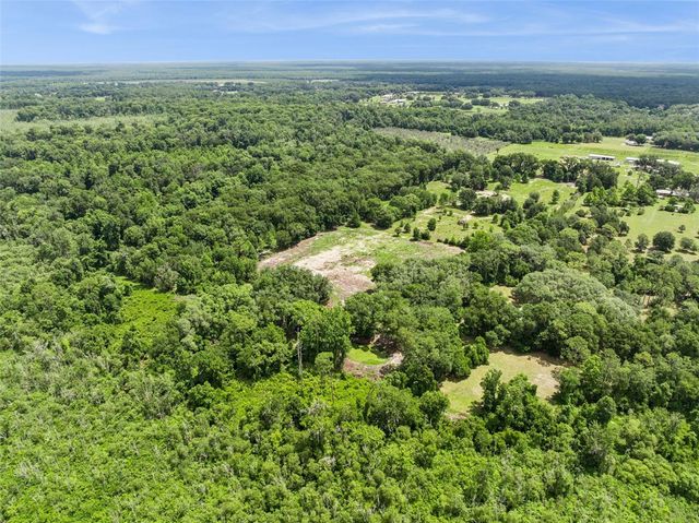 2040 HOLLY HAMMOCK ROAD, De Leon Springs, FL 32130