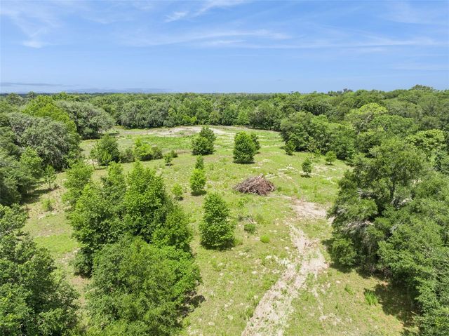 2040 HOLLY HAMMOCK ROAD, De Leon Springs, FL 32130