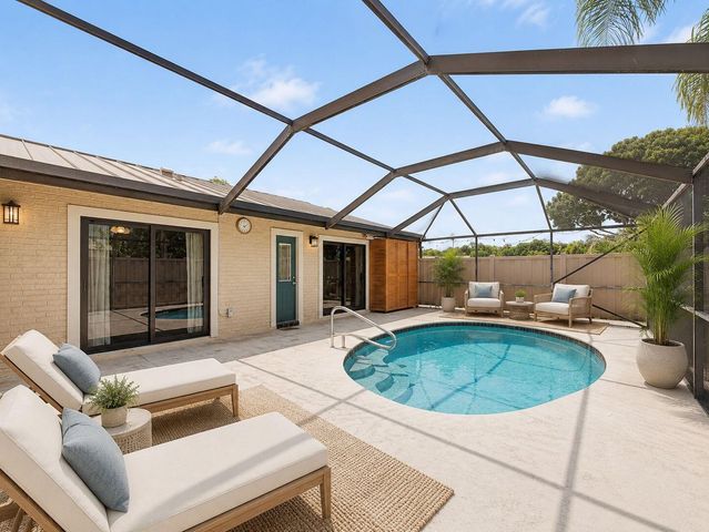 5385 Eagle Lake Drive, Palm Beach Gardens, FL 33418