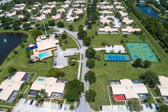 5385 Eagle Lake Drive, Palm Beach Gardens, FL 33418