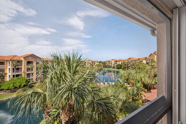 700 Uno Lago Drive 403, Juno Beach, FL 33408