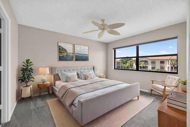 700 Uno Lago Drive 403, Juno Beach, FL 33408