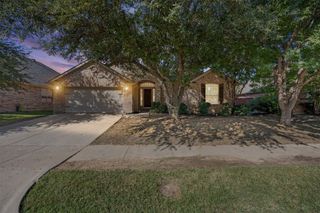 5908 Parkplace Drive, Denton, TX 76226