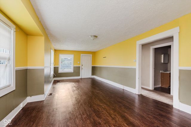 1938 N Dearborn Street, Indianapolis, IN 46218