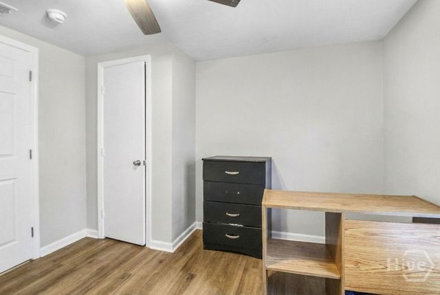 1212 E 70th Street, Savannah, GA 31404