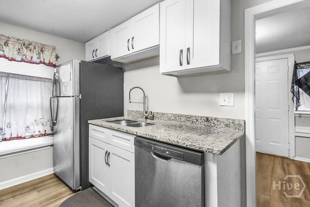 1212 E 70th Street, Savannah, GA 31404