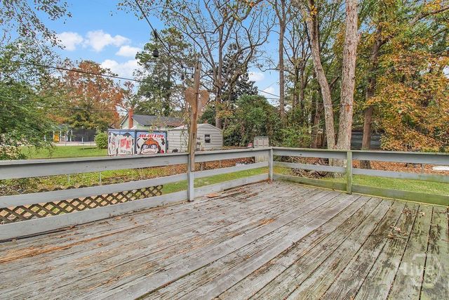 1212 E 70th Street, Savannah, GA 31404