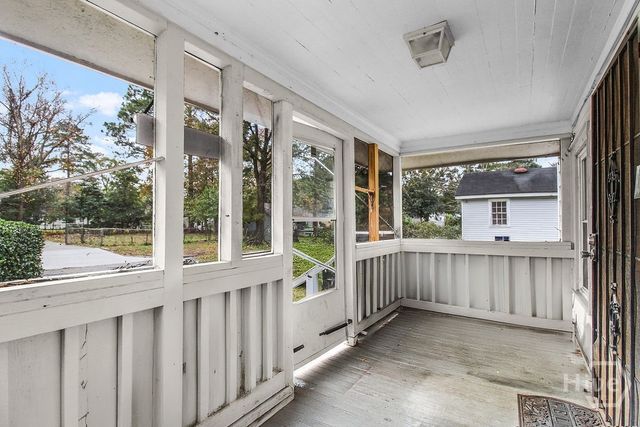 1212 E 70th Street, Savannah, GA 31404