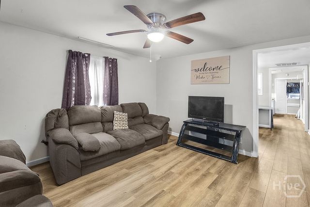 1212 E 70th Street, Savannah, GA 31404