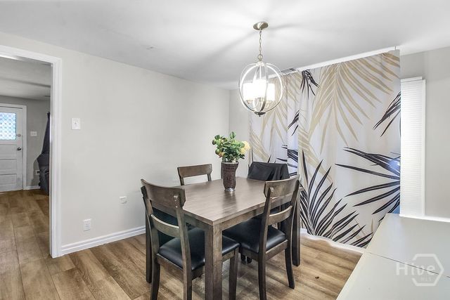 1212 E 70th Street, Savannah, GA 31404