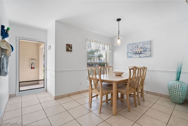 821 Gulf Pavilion DR 106, Naples, FL 34108