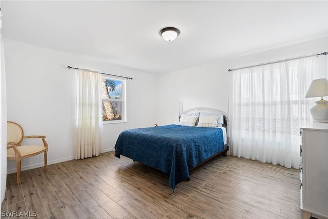 821 Gulf Pavilion DR 106, Naples, FL 34108