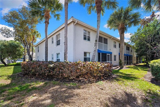 821 Gulf Pavilion DR 106, Naples, FL 34108