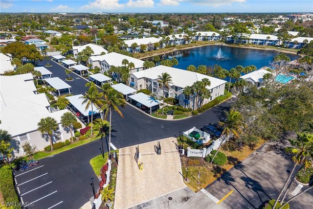 821 Gulf Pavilion DR 106, Naples, FL 34108