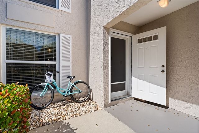 821 Gulf Pavilion DR 106, Naples, FL 34108