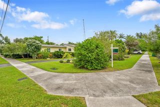 85 NW 21st St, Homestead, FL 33030
