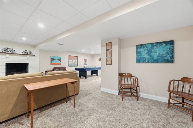 241 Spruce Haven Dr, Pine Twp, PA 15090