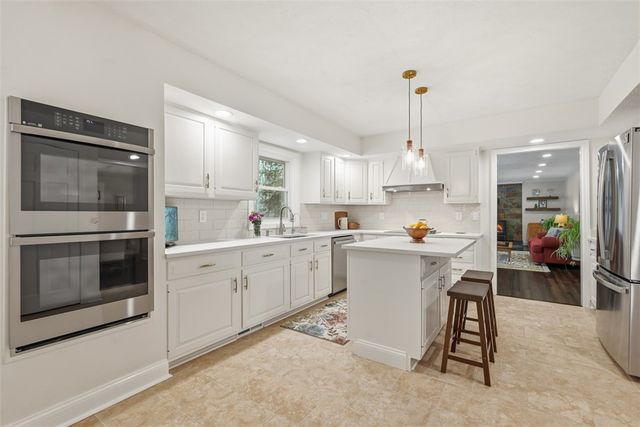 241 Spruce Haven Dr, Pine Twp, PA 15090