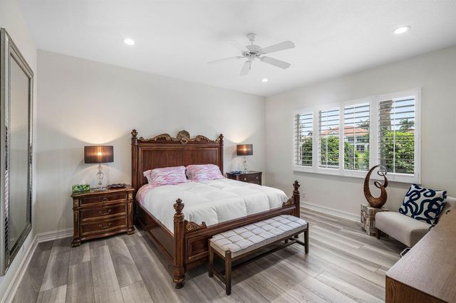 123 Palm Bay Terrace B, Palm Beach Gardens, FL 33418