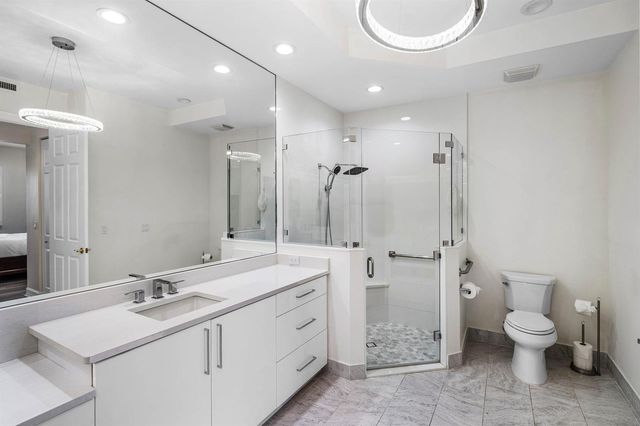 123 Palm Bay Terrace B, Palm Beach Gardens, FL 33418